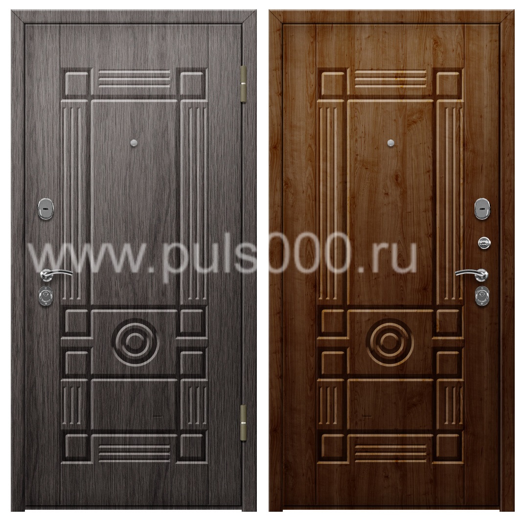 Входная темная дверь с виноритом в коттедж PR-1005, цена 46 200  руб.